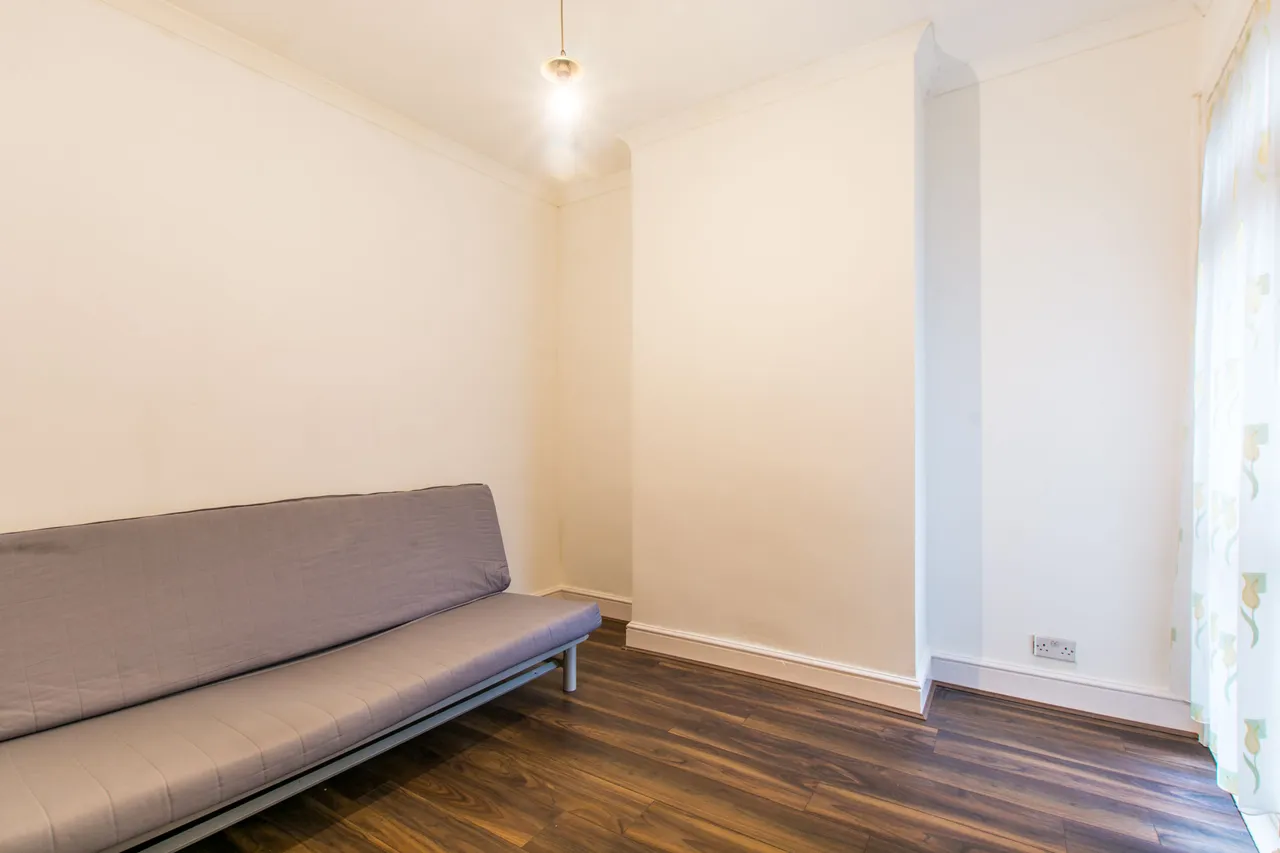 London, E18, photo 10