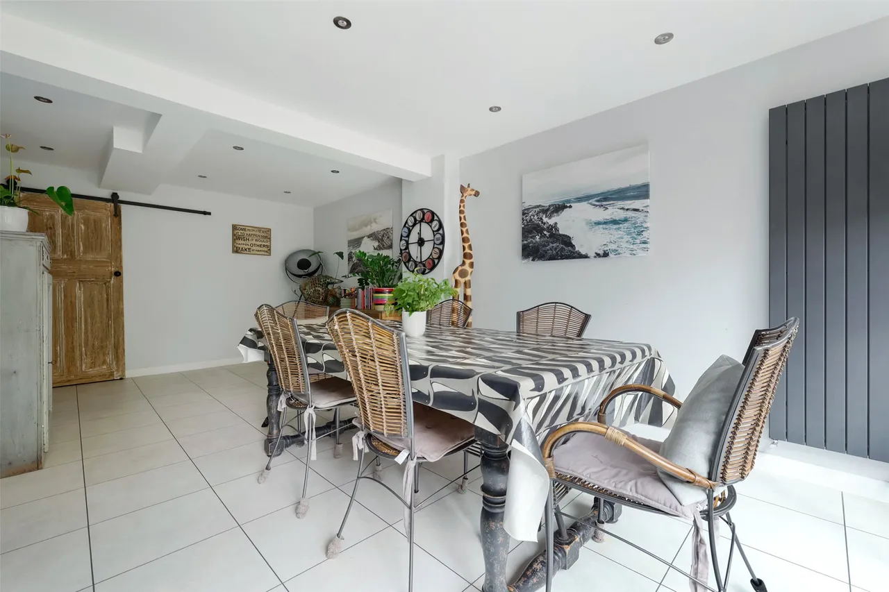 London Road South, Merstham, RH1, photo 5