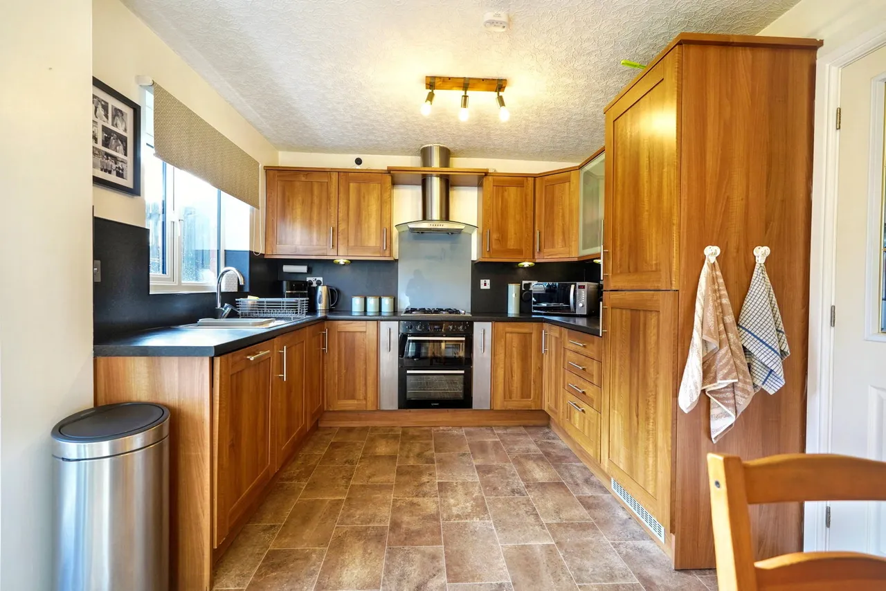 Fern Grove, The Highlands, photo 9