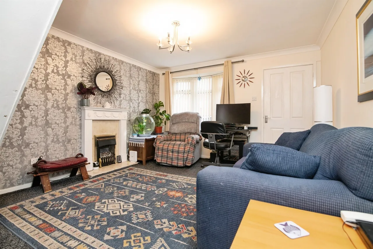 Denbigh Close, Dudley, photo 3