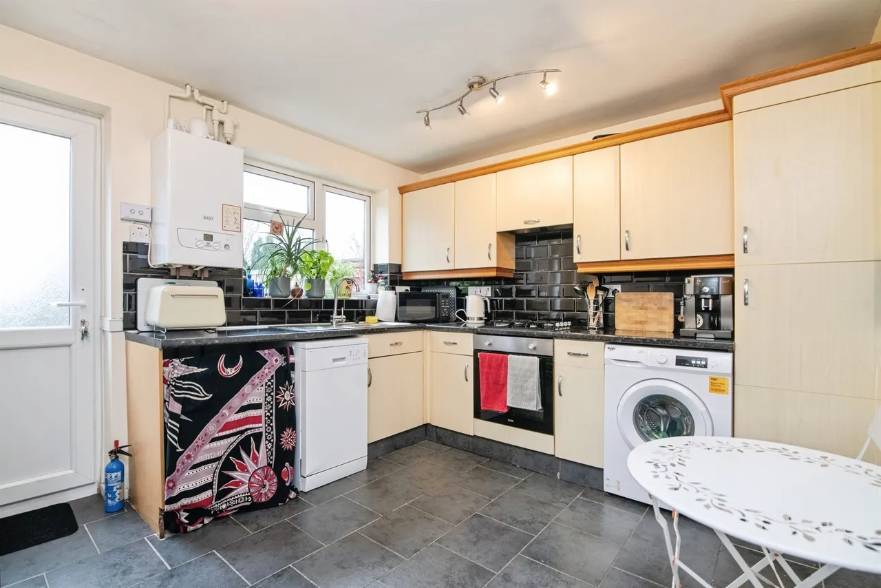 Denbigh Close, Dudley, photo 6