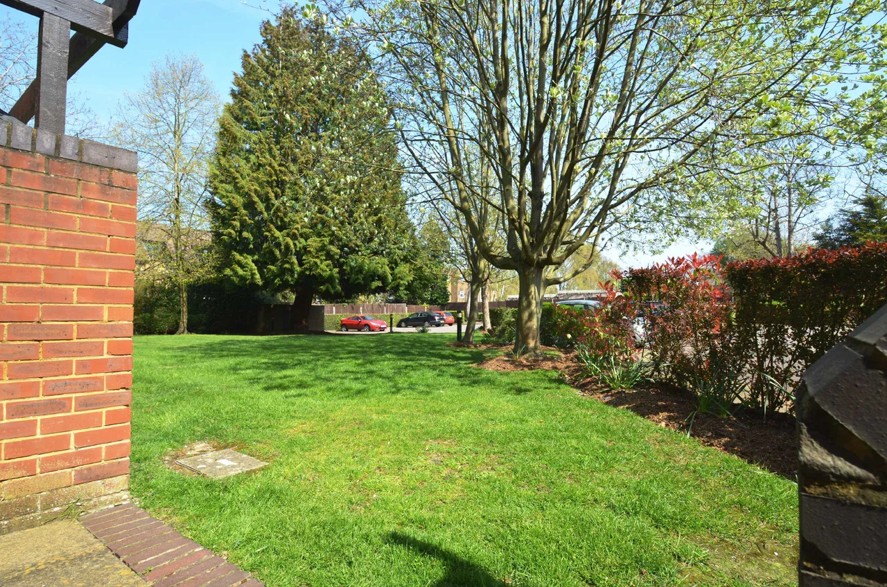 Overton Road, Sutton Surrey Belmont, SM2, photo 9