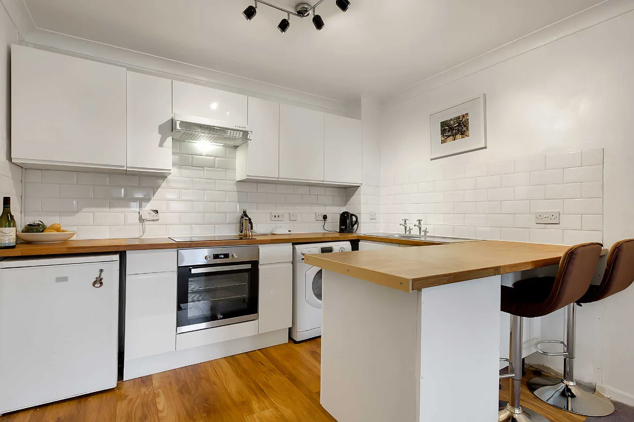 Overton Road, Sutton Surrey Belmont, SM2, photo 4