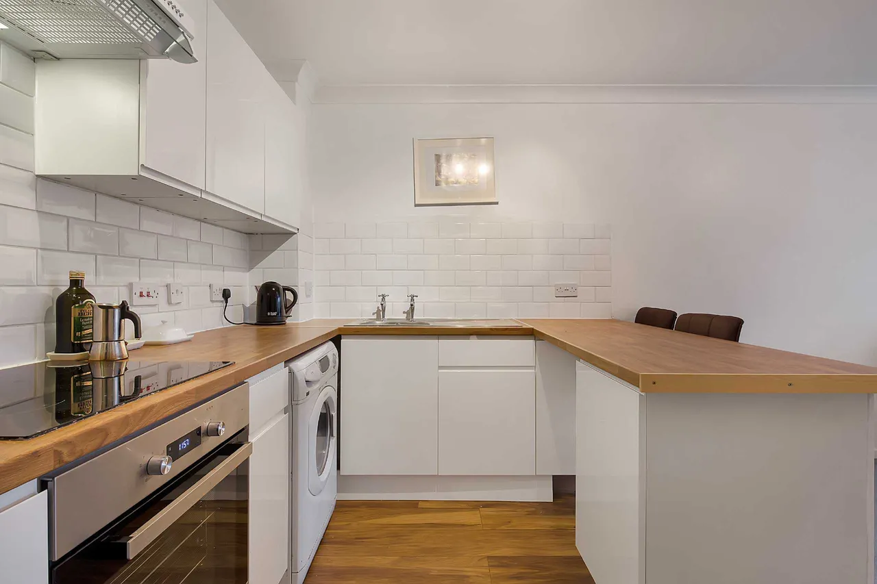 Overton Road, Sutton Surrey Belmont, SM2, photo 5