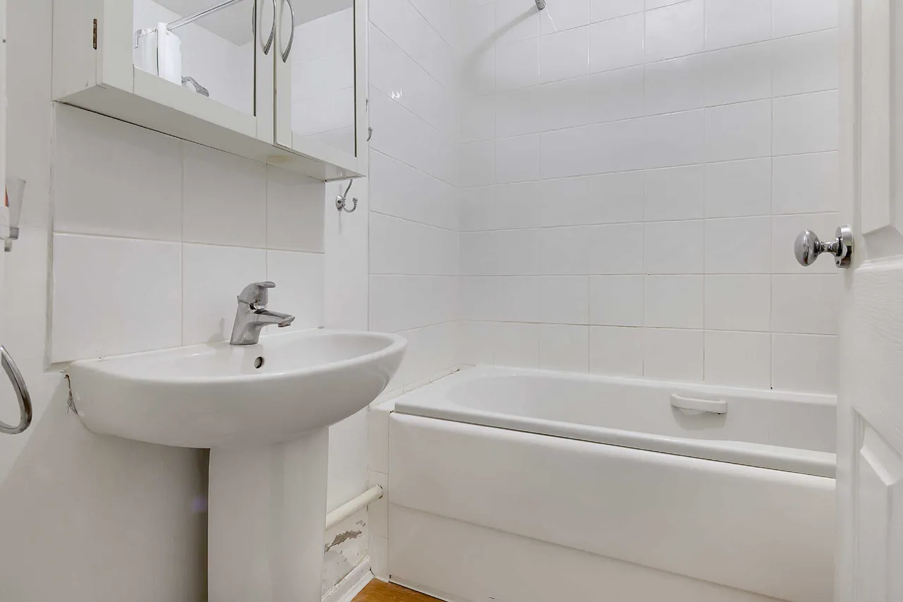Overton Road, Sutton Surrey Belmont, SM2, photo 7