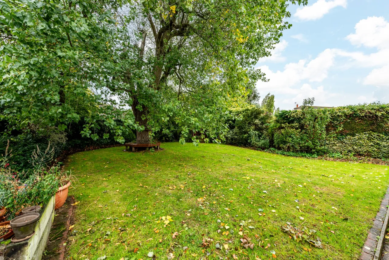 Green Acres Close, Whitchurch, HP22, photo 20