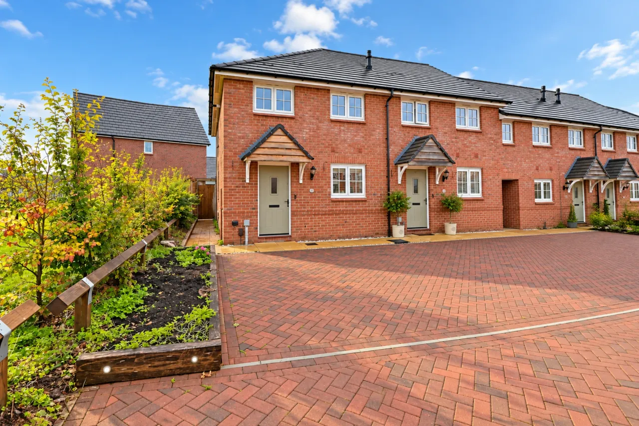 2 bed property for sale, Northburgh Avenue, Stafford