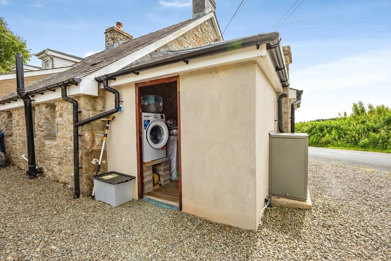Penffordd, Llanybydder, SA40, photo 21