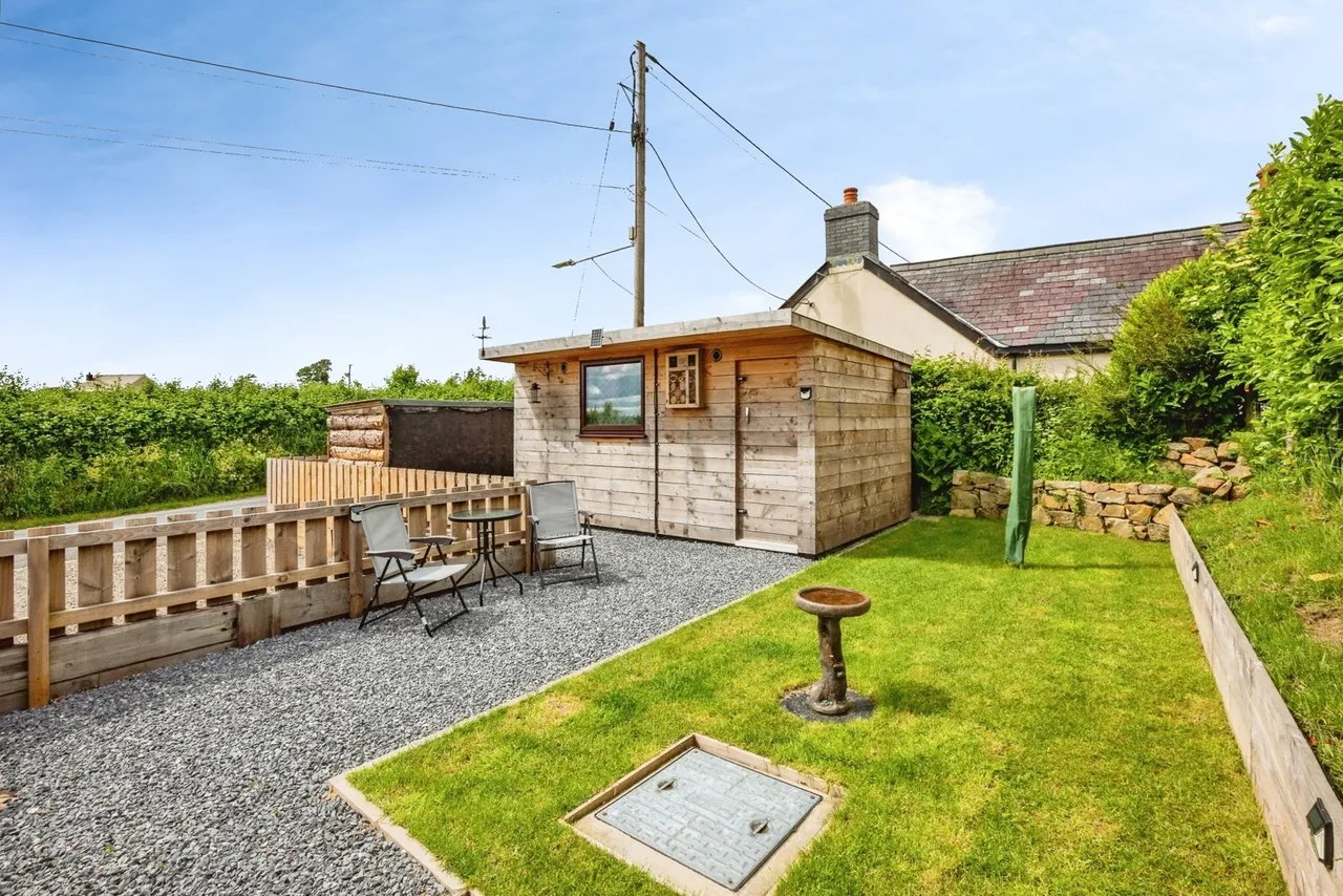Penffordd, Llanybydder, SA40, photo 24