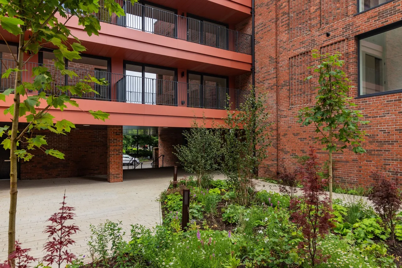 Main Door Plot 3, The Old Schoolhouse, photo 12