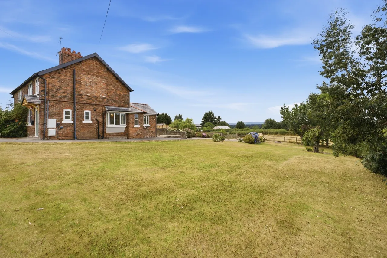 Willington Road, Willington, CW6, photo 18