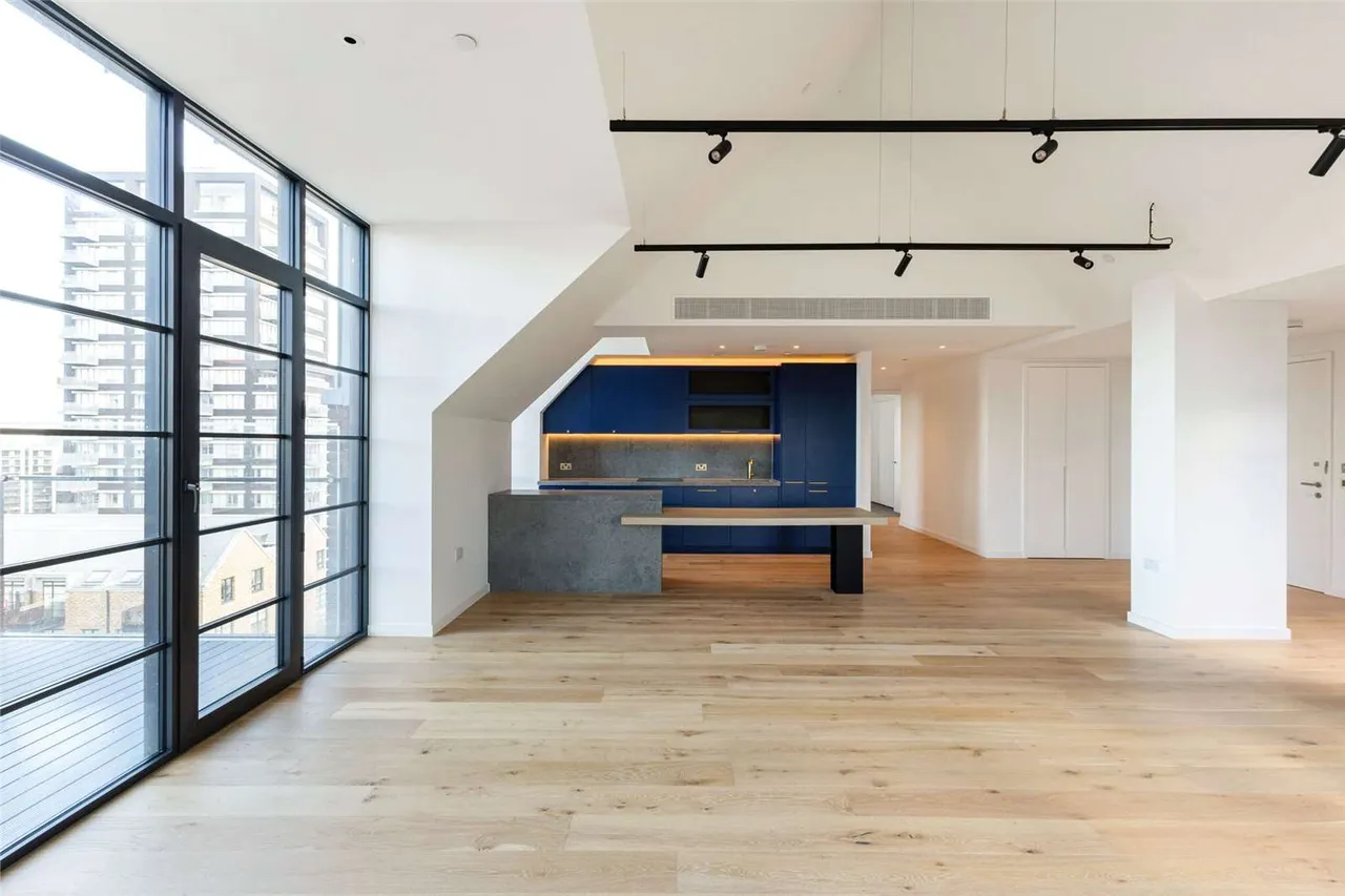 3 bed new development for sale — Goodluck Hope, Orchard Place, London, E14 0JZ