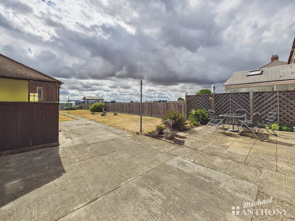 Chiltern Avenue, Stone, Aylesbury, HP17 8QY, photo 14