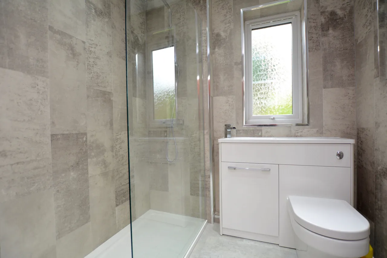 24 Stewart Avenue, Ochiltree, KA18 2PR, photo 9
