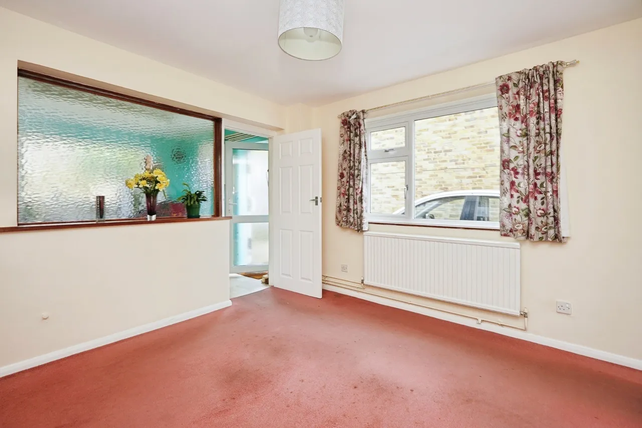 Temple Close, Temple Ewell, Dover, Kent, CT16, photo 2