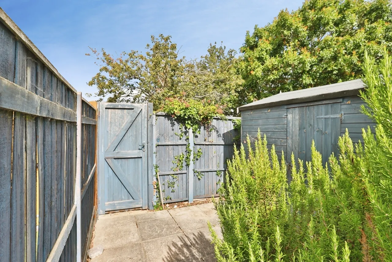 Hatfield Gardens, Littledown, BH7, photo 17