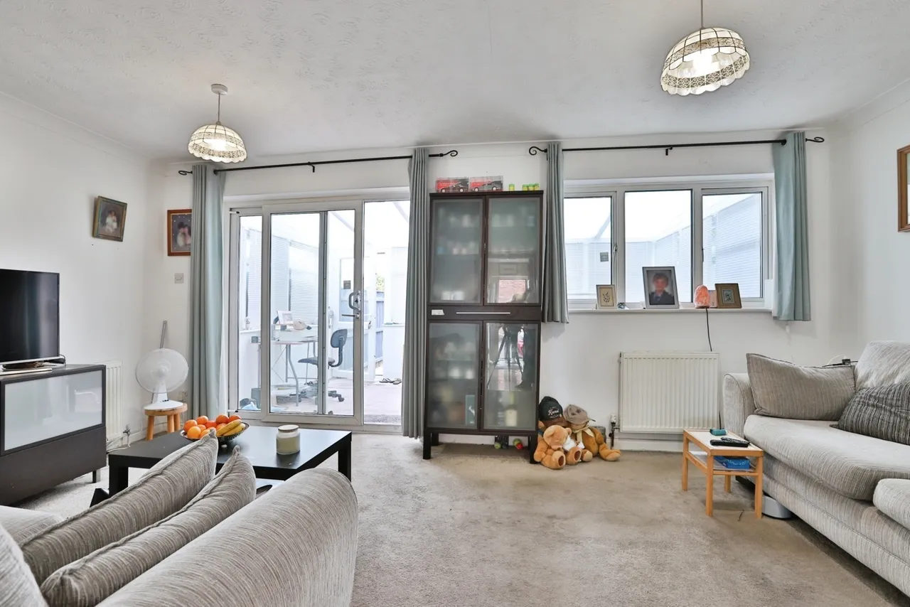 Hatfield Gardens, Littledown, BH7, photo 6