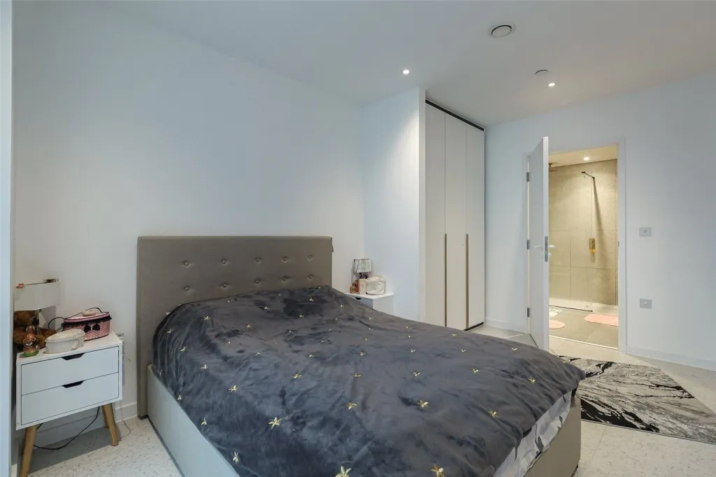 Cendal Crescent, Whitechapel, E1, photo 15