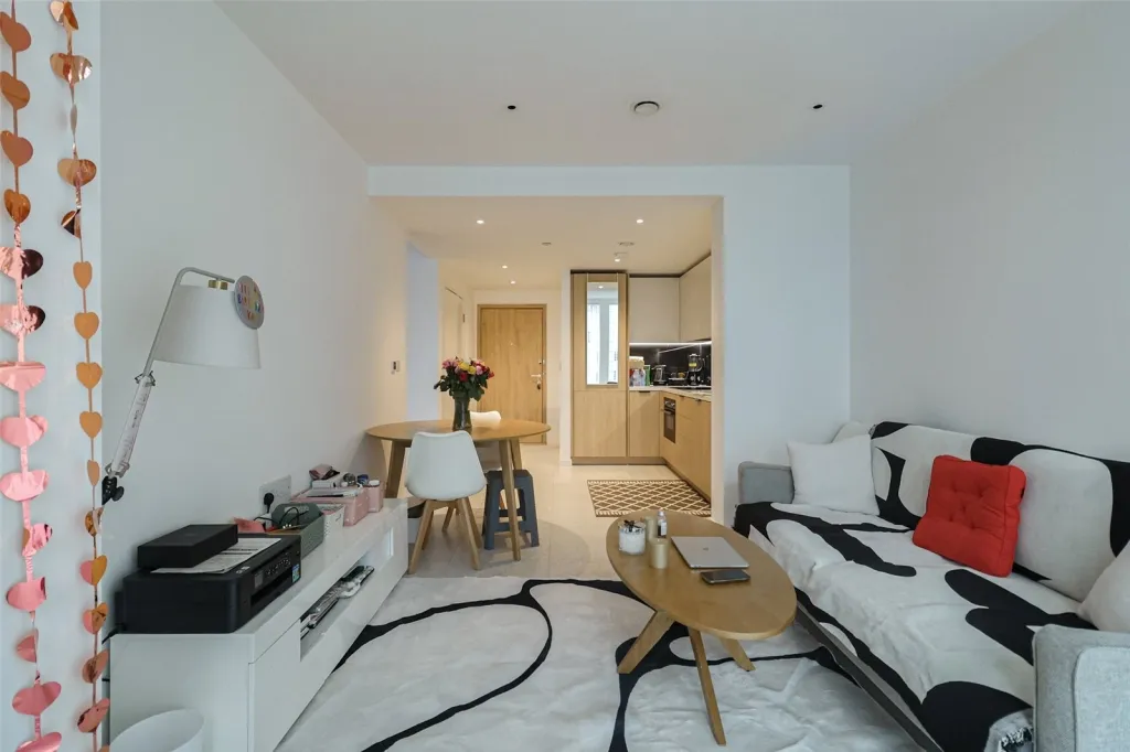 Cendal Crescent, Whitechapel, E1, photo 12