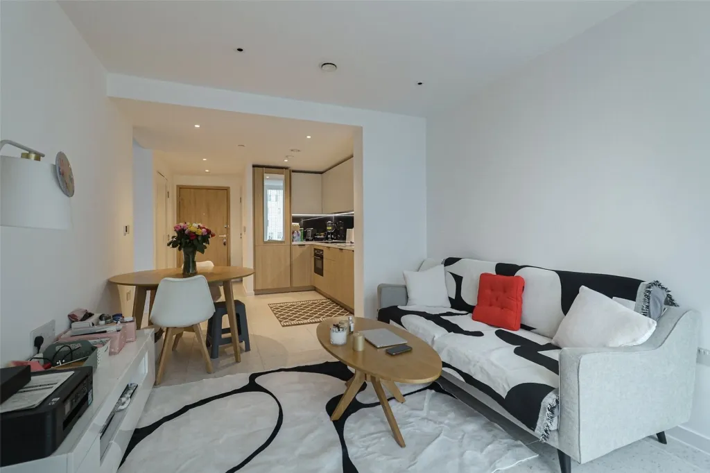 Cendal Crescent, Whitechapel, E1, photo 13