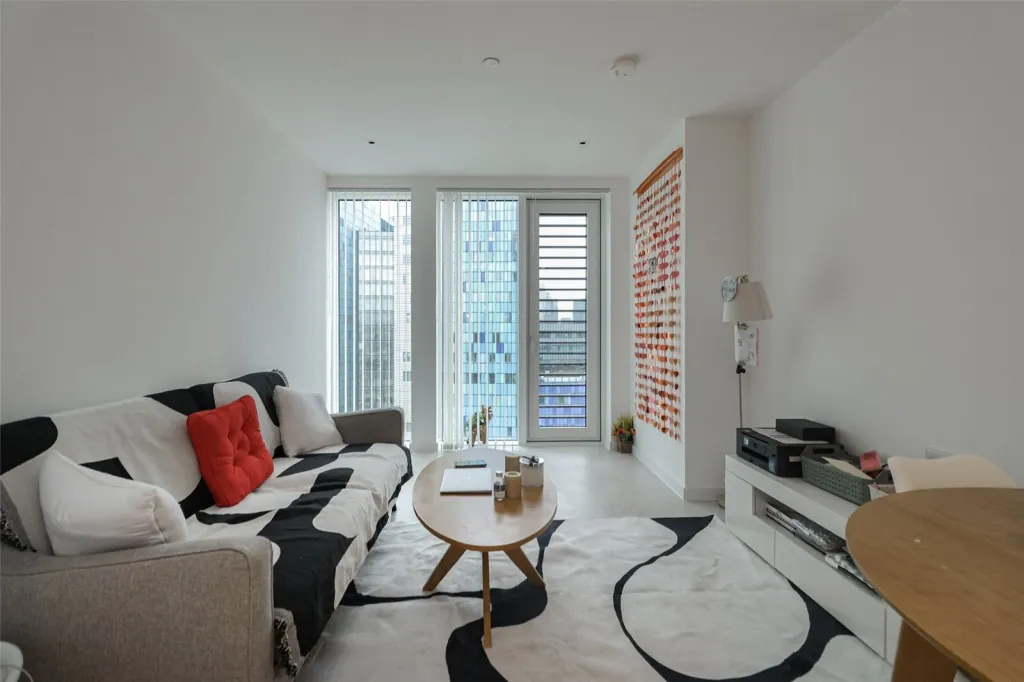 Cendal Crescent, Whitechapel, E1, photo 8