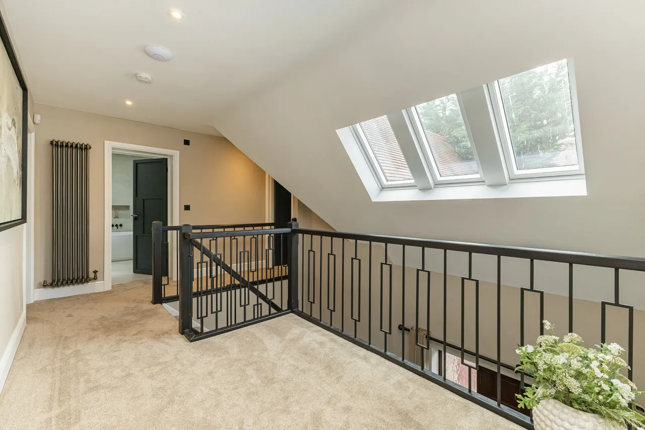 King Harry Lane, St. Albans, AL3, photo 12