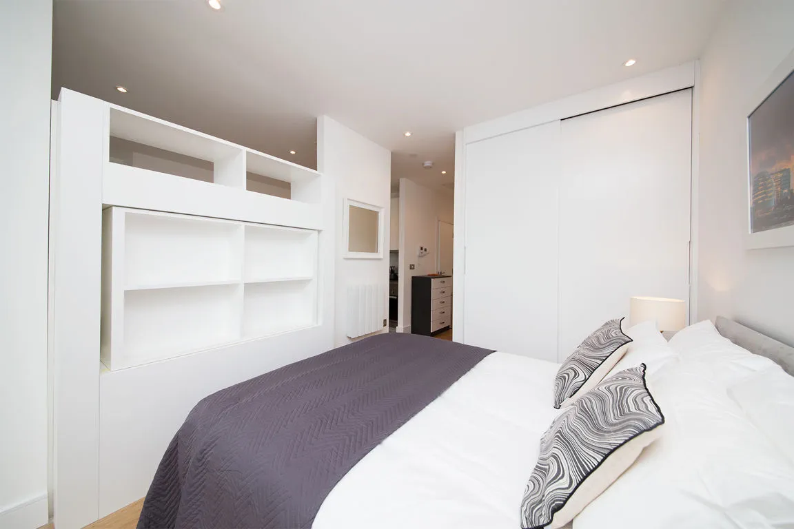 Staines Road, Hounslow, photo 6