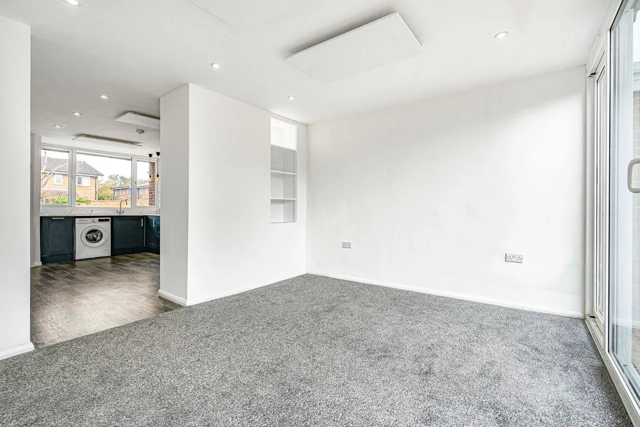 Harcourt Close, Egham, TW20, photo 8