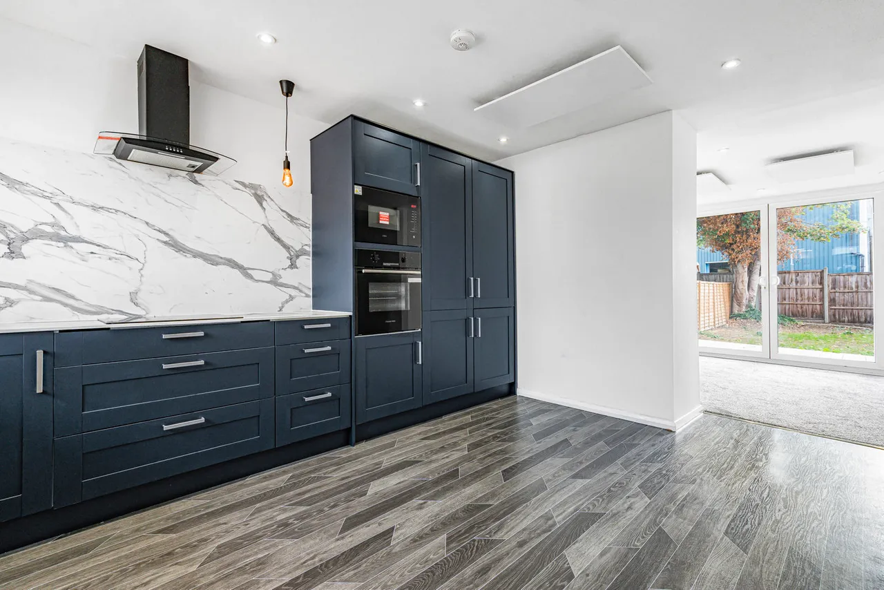 Harcourt Close, Egham, TW20, photo 9