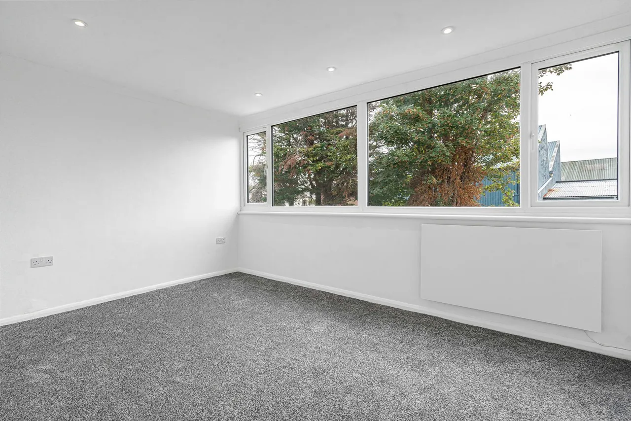 Harcourt Close, Egham, TW20, photo 4