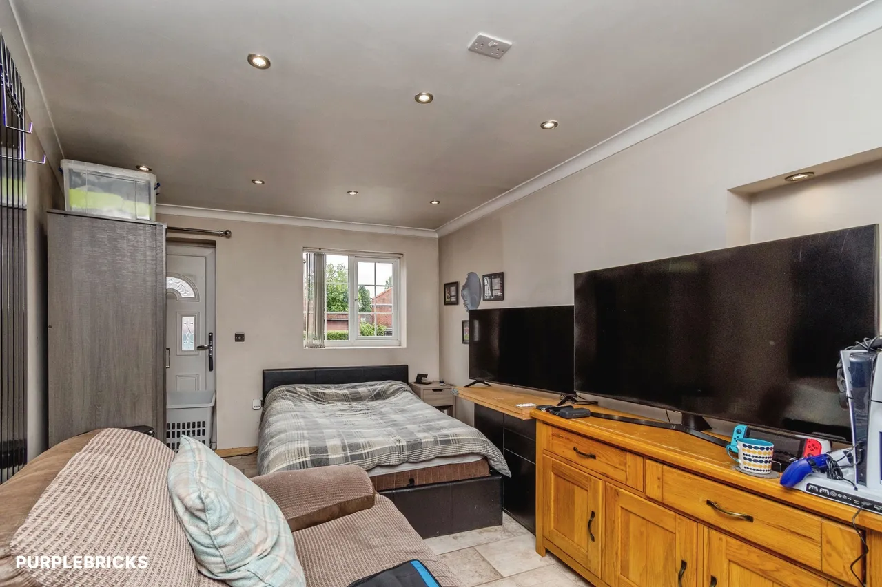 Sandford Rise, Wolverhampton, WV6, photo 16