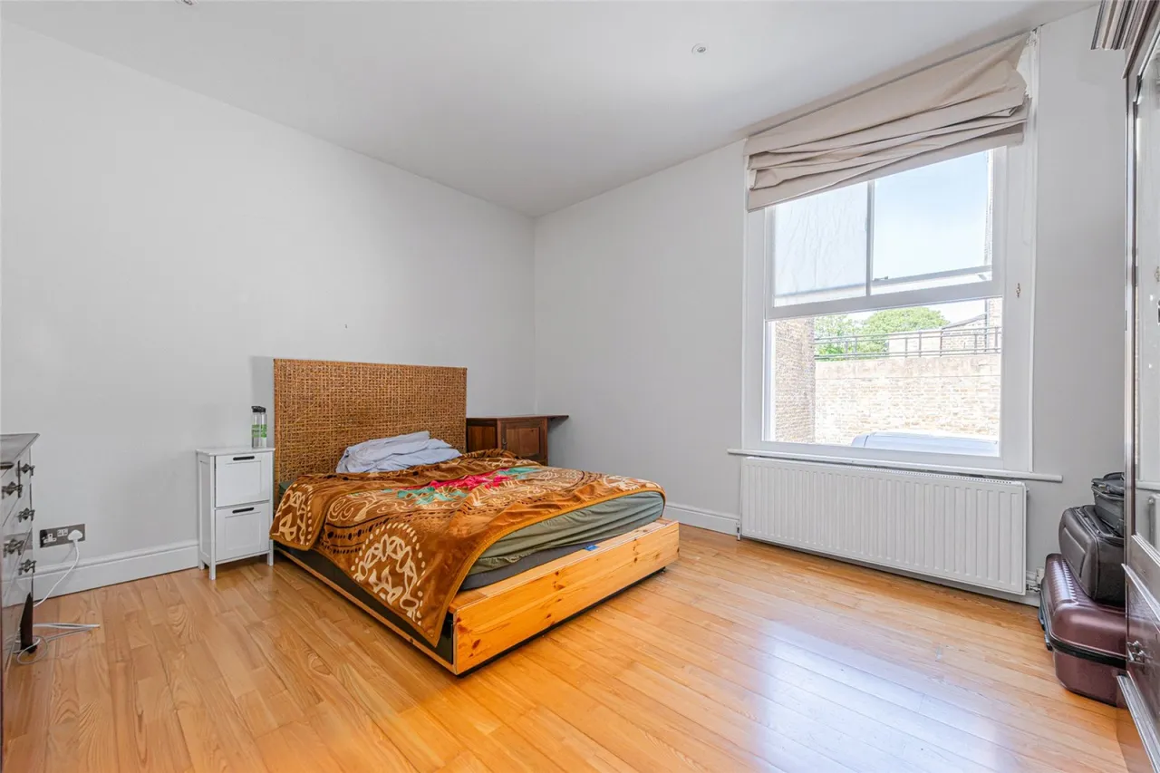 Seven Sisters Road, Islington, photo 8