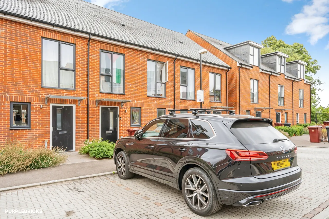 Pinewood Way, Chichester, PO19, photo 2