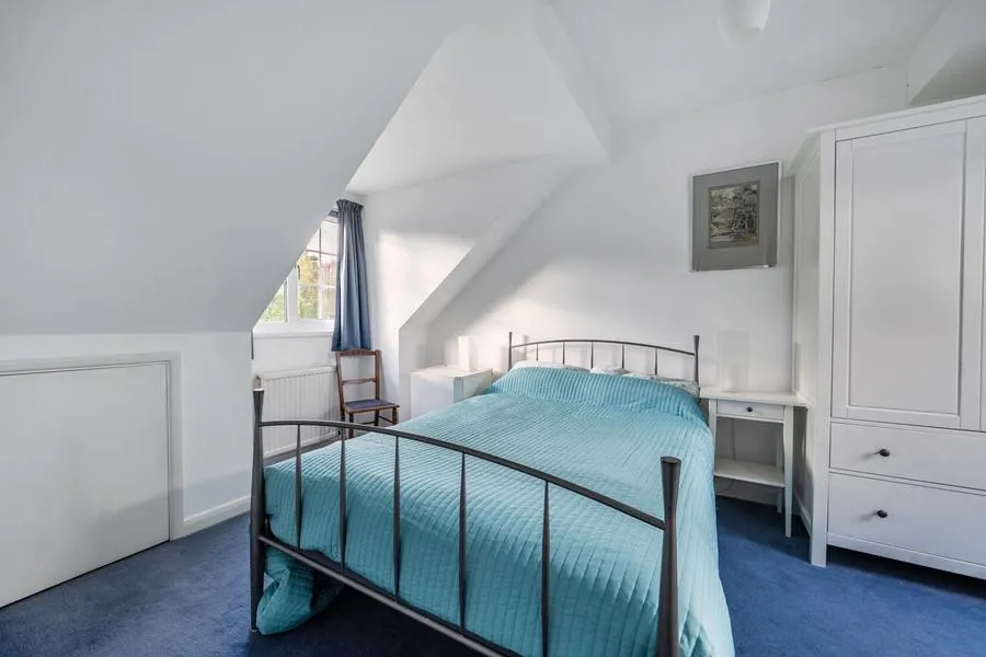 Cuckoo Lane, West End, GU24, photo 17