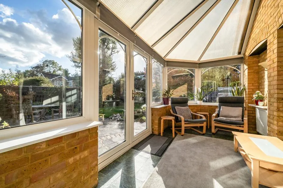 Cuckoo Lane, West End, GU24, photo 10
