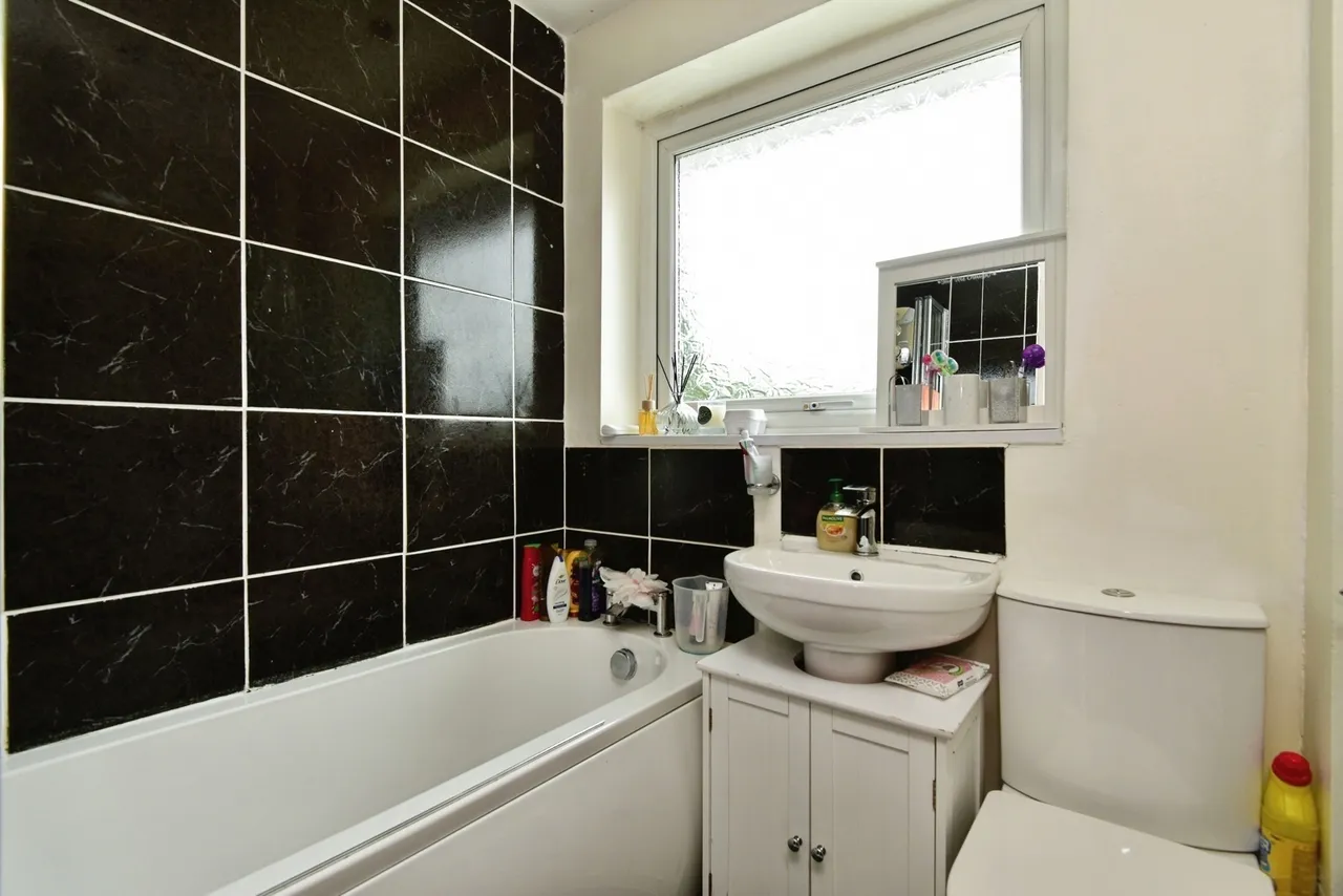 Newport Grove, Newcastle, Staffordshire, ST5, photo 15