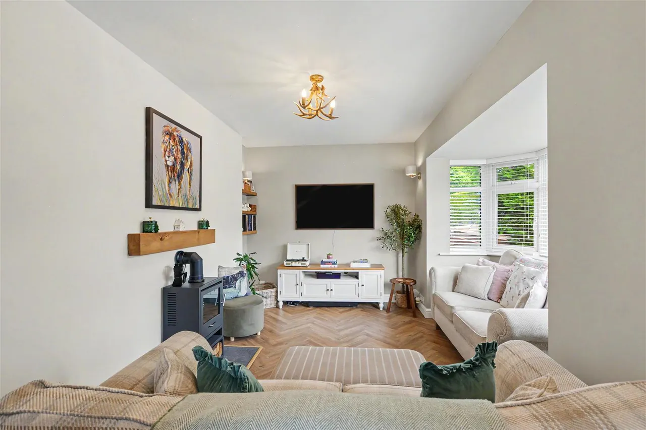 Whitby Crescent, Woodthorpe, NG5, photo 3