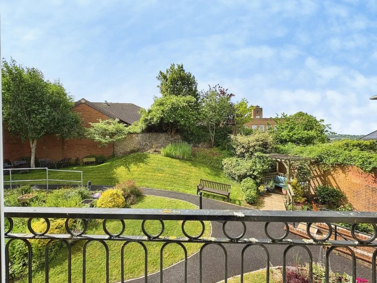 Pegasus Court, South Street, Yeovil, photo 6