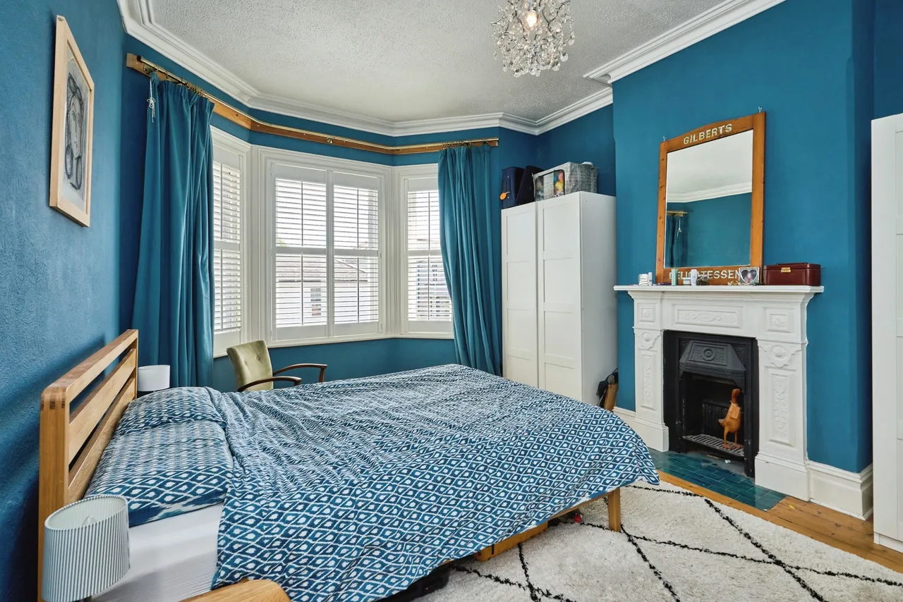 Avenue Road, Sandown, PO36, photo 12
