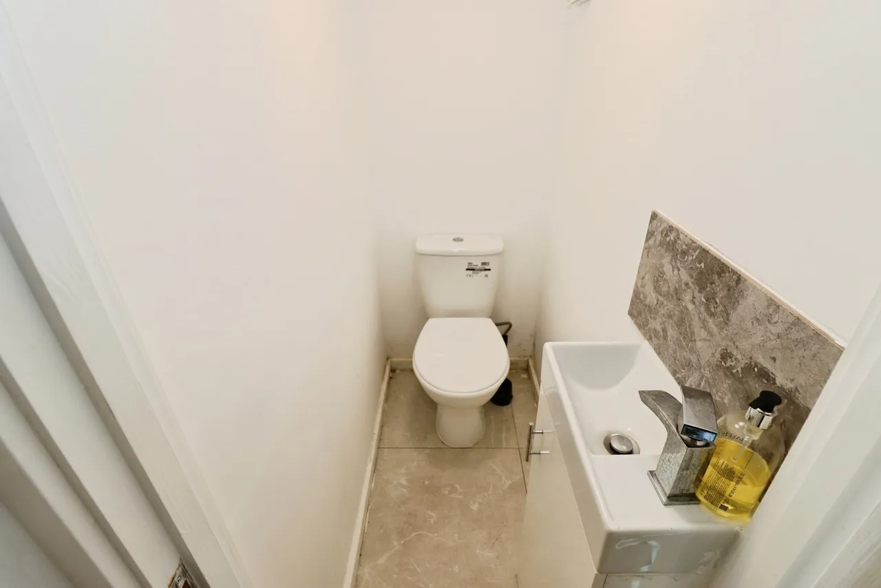 Ninth Avenue, BRISTOL, Avon, BS7, photo 4