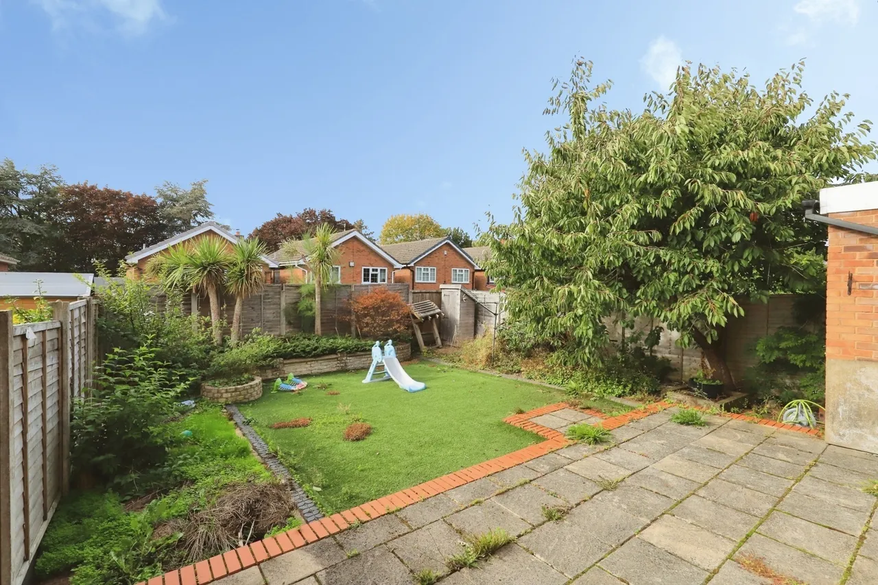 Ulster Drive, Kingswinford, DY6, photo 25
