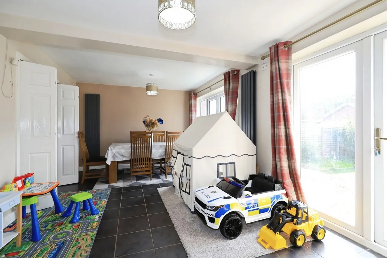 Ulster Drive, Kingswinford, DY6, photo 4