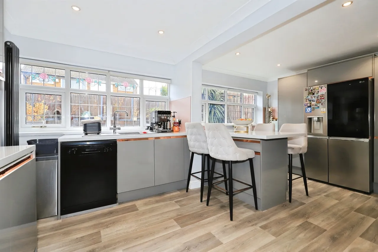Winnall Close, Bilston, WV14, photo 12