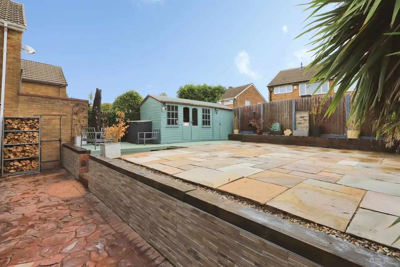 Winnall Close, Bilston, WV14, photo 29