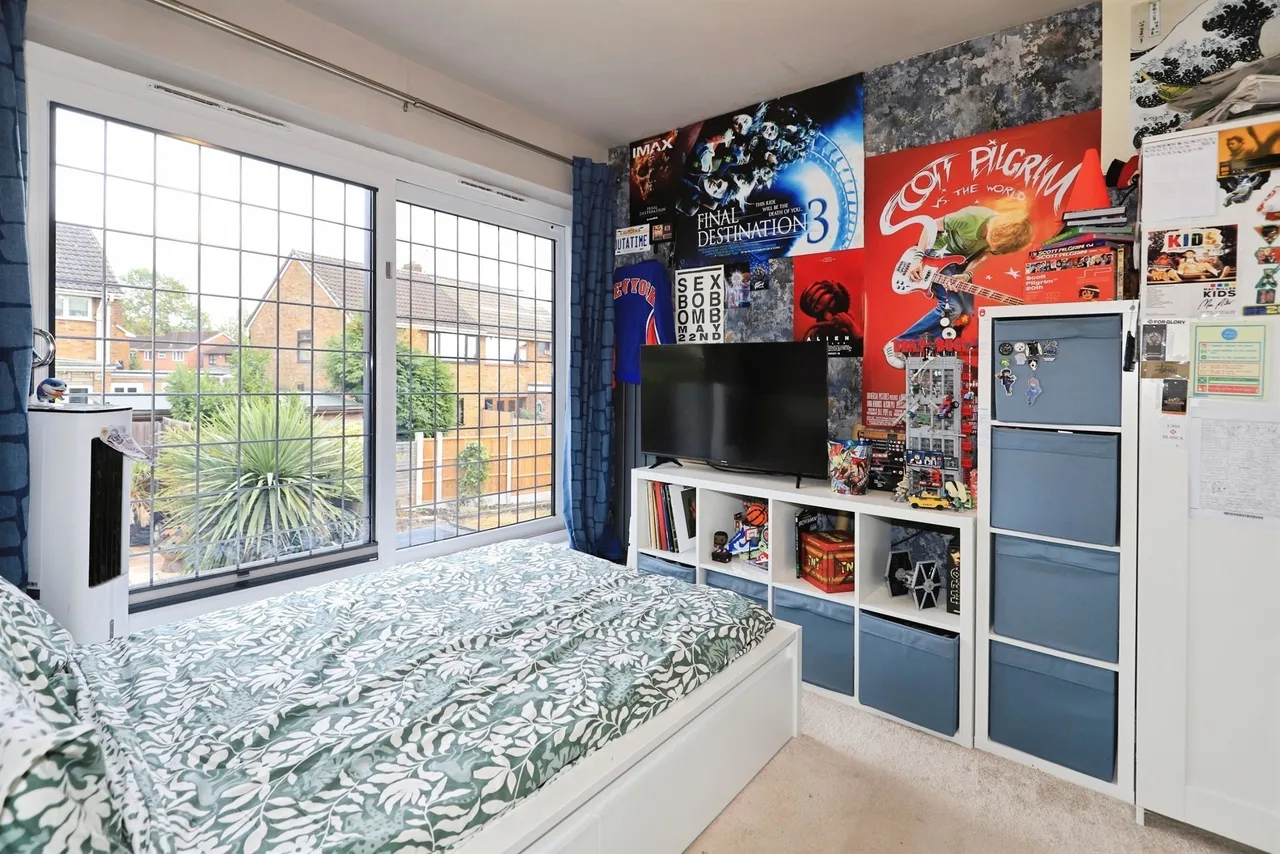 Winnall Close, Bilston, WV14, photo 18