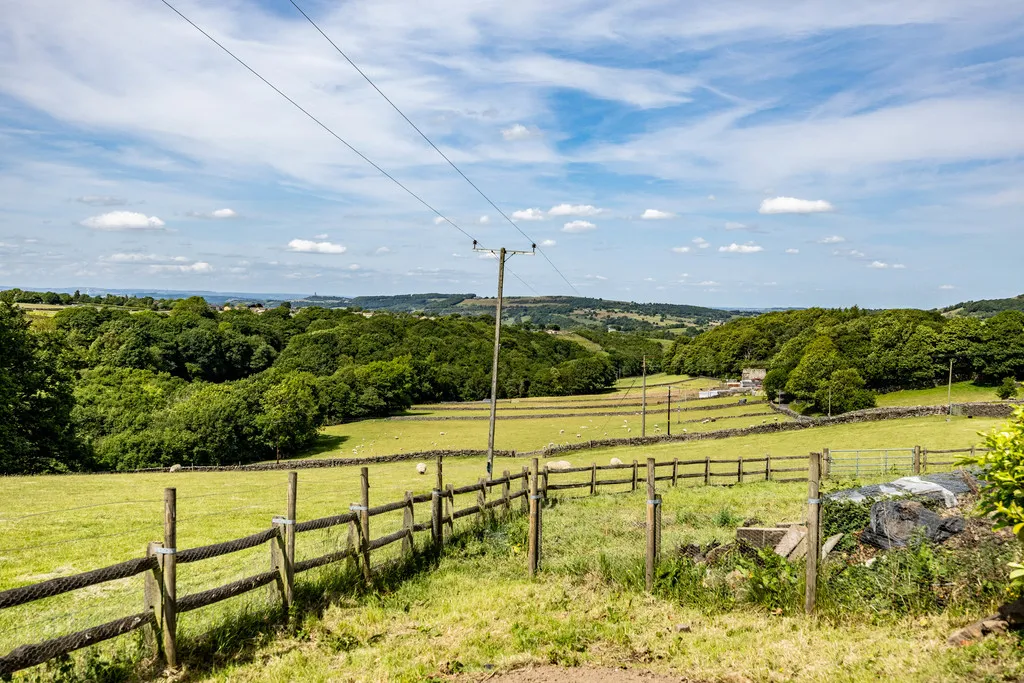 Dean Lane, Hepworth, photo 33