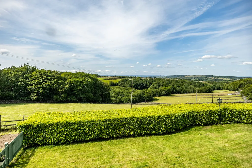 Dean Lane, Hepworth, photo 31