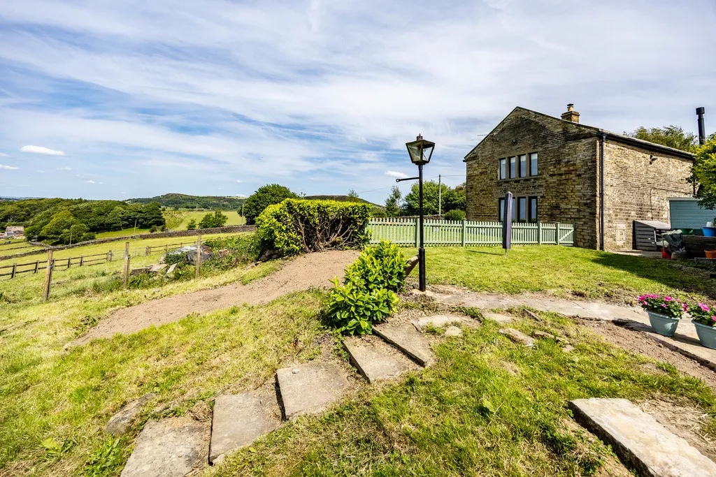 Dean Lane, Hepworth, photo 32