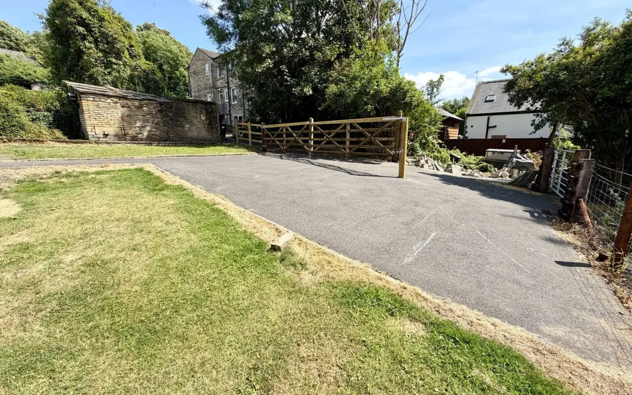 Fenay Bridge Road, Fenay Bridge, Hudd..., photo 4