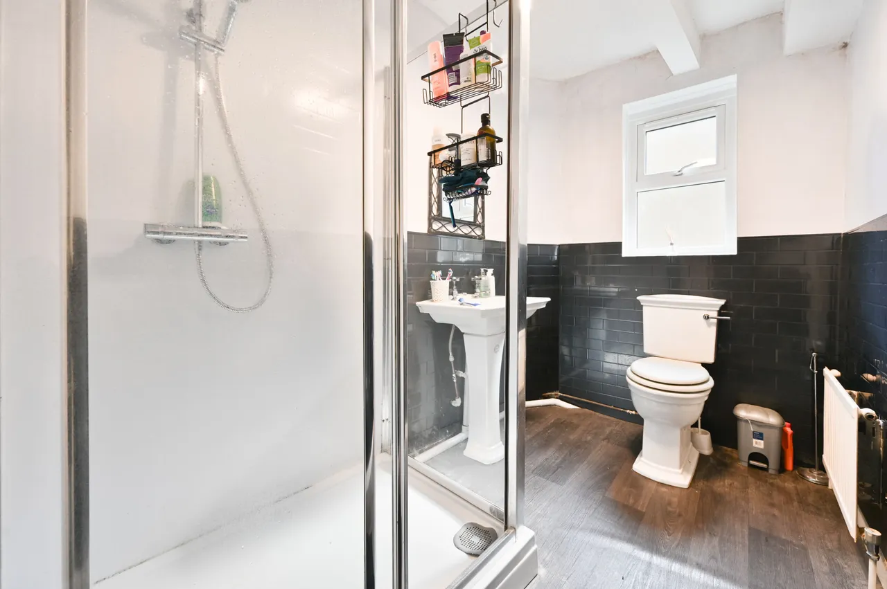Flat 2, 6 Tierney Road, London, photo 6